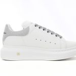 Alexander McQueen Sneaker Loose Drilling